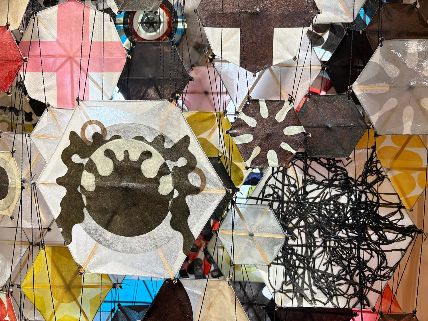 18729, Jacob Hashimoto, Red Cloud, 2005