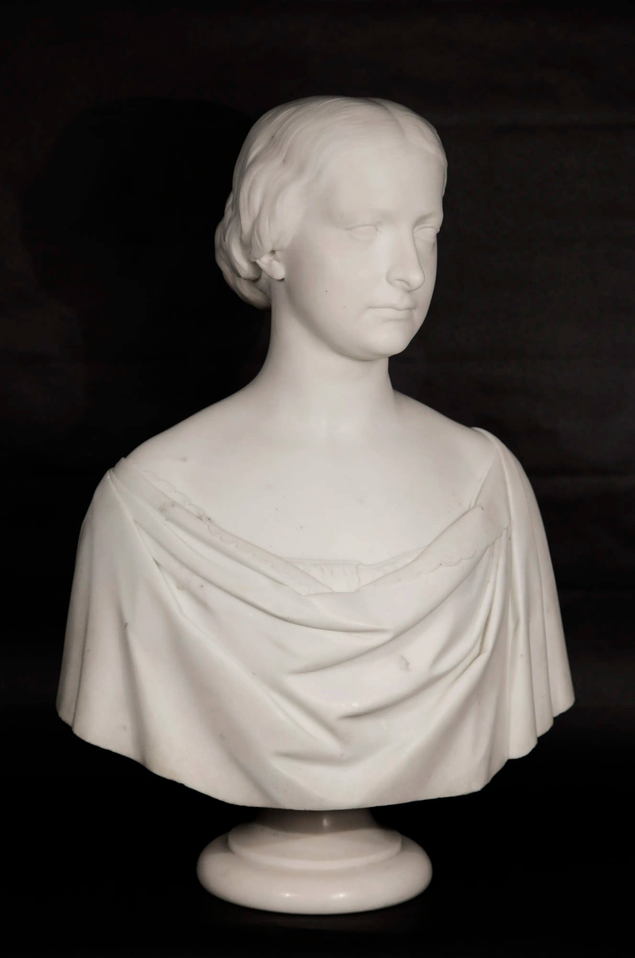 15983, Erastus Dow Palmer, Bust of Elizabeth S. Plumb, 1851