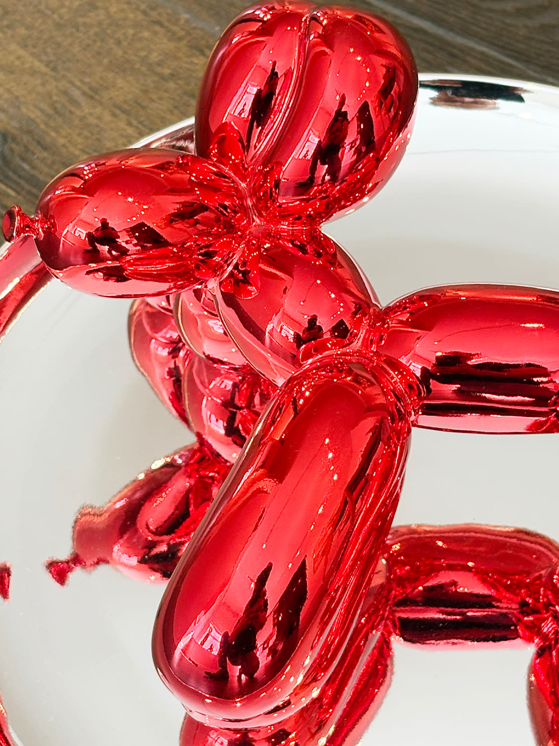 15756, Jeff Koons, Balloon Dog (Red), 1995