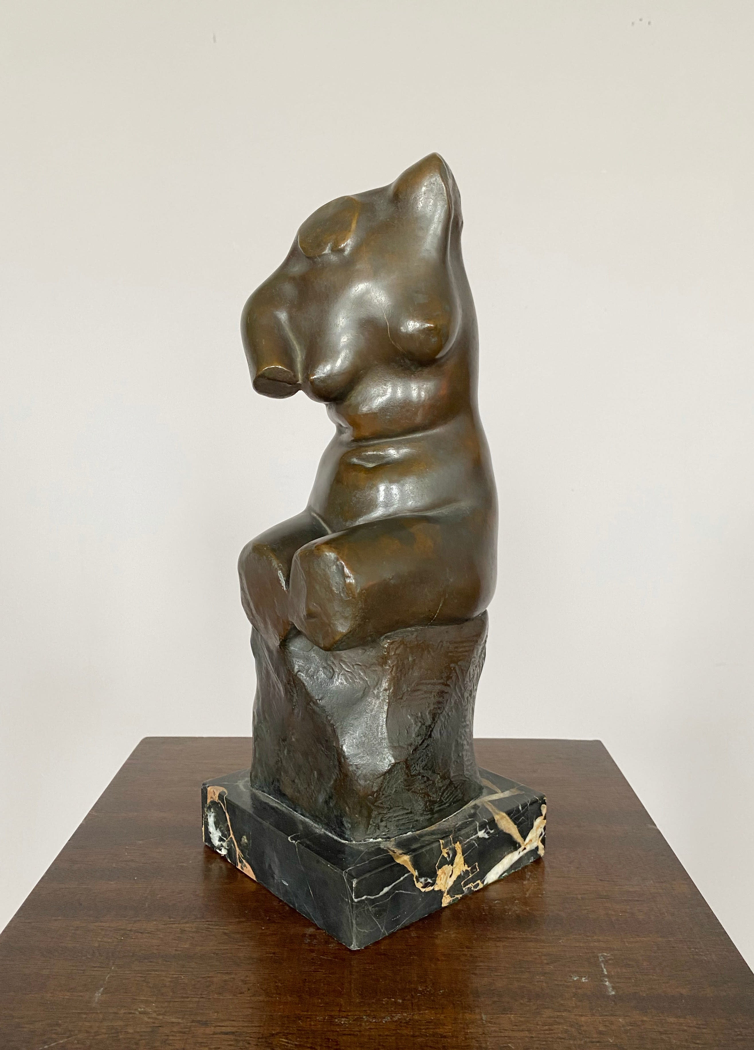 18112, Evelyn Beatrice Longman, Torso