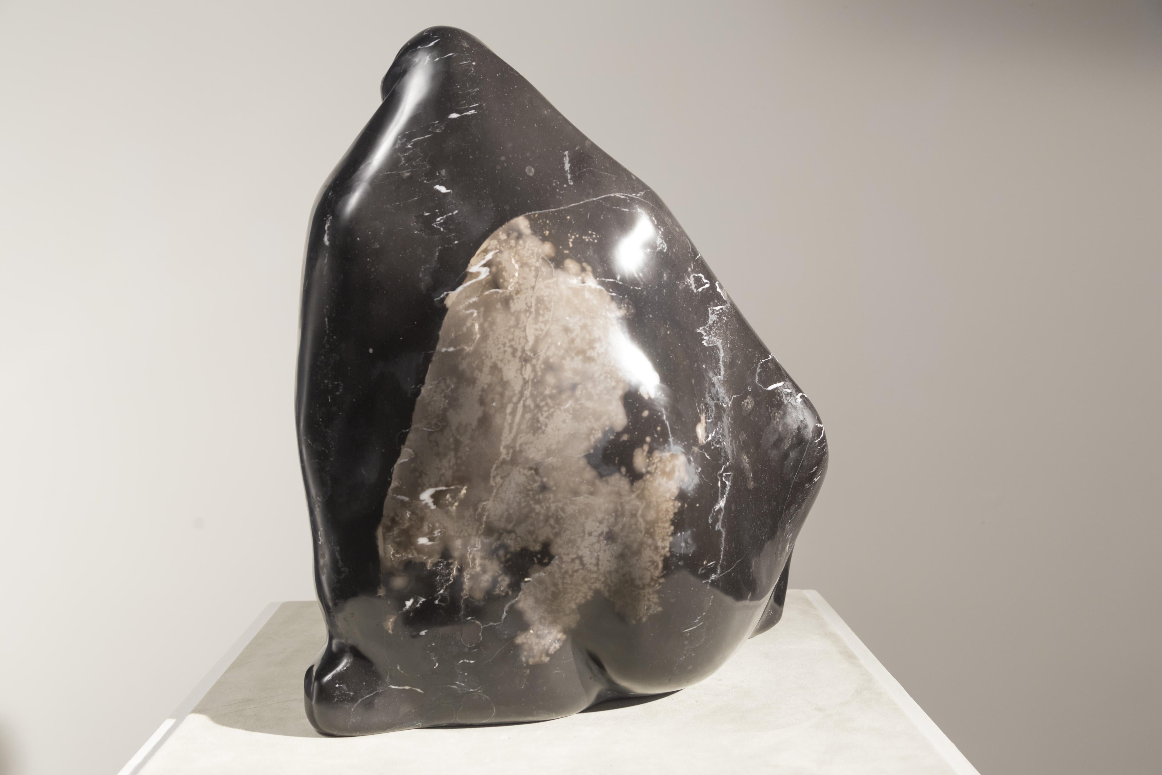 15621, Francisco Zúñiga, Mujer Sentada con Rebozo (Seated Woman with Shawl), 1974