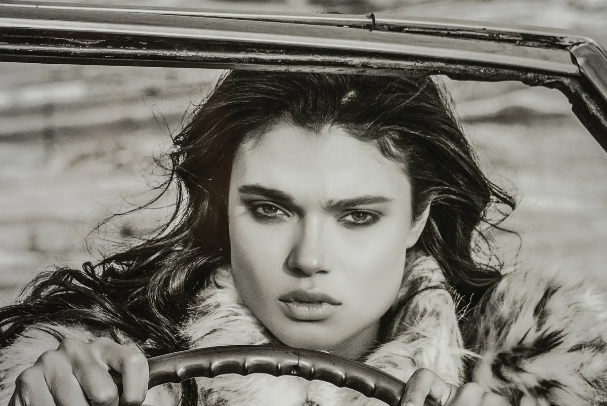 18930, David Yarrow, The Richest Hill in the World, 2020