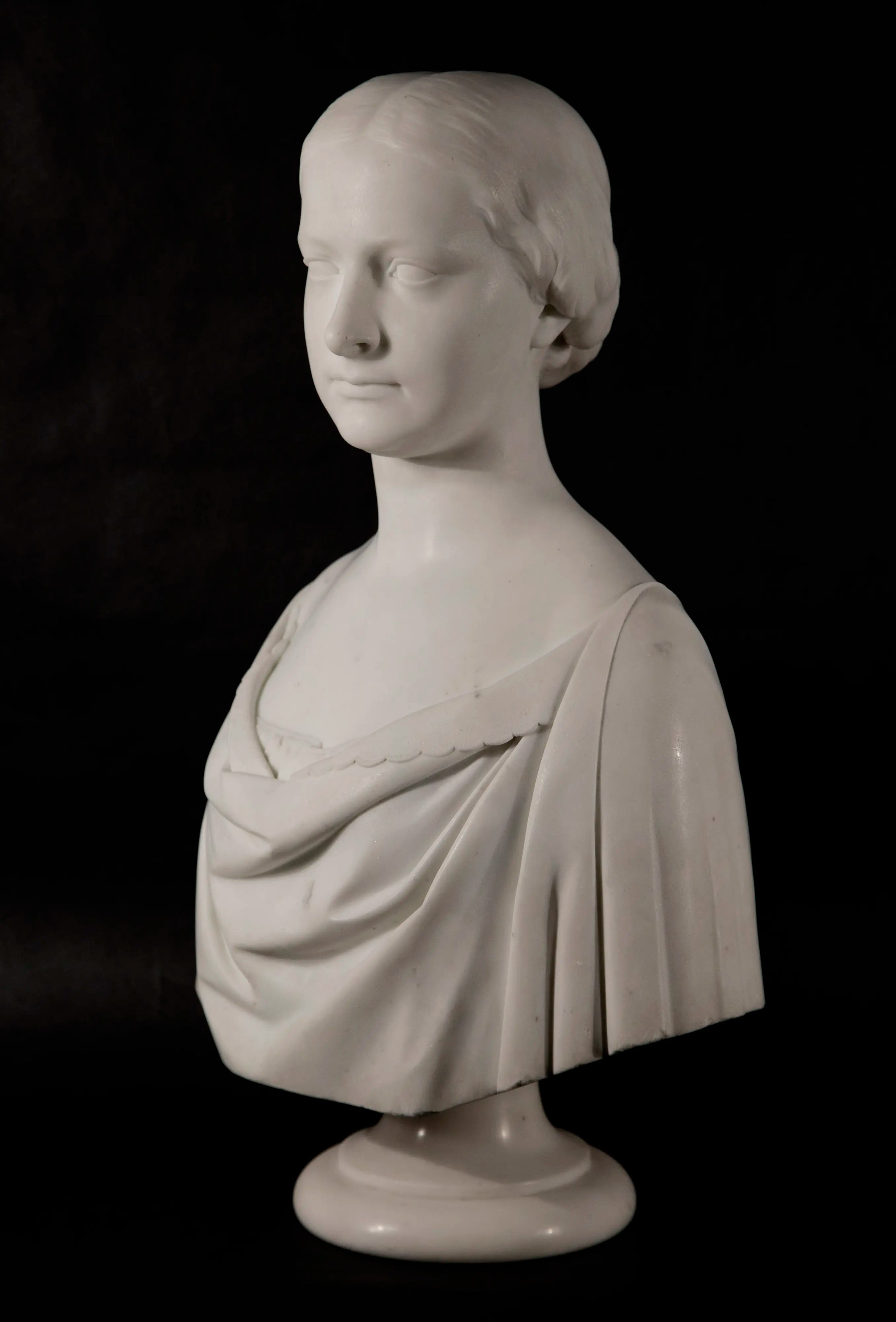 15983, Erastus Dow Palmer, Bust of Elizabeth S. Plumb, 1851
