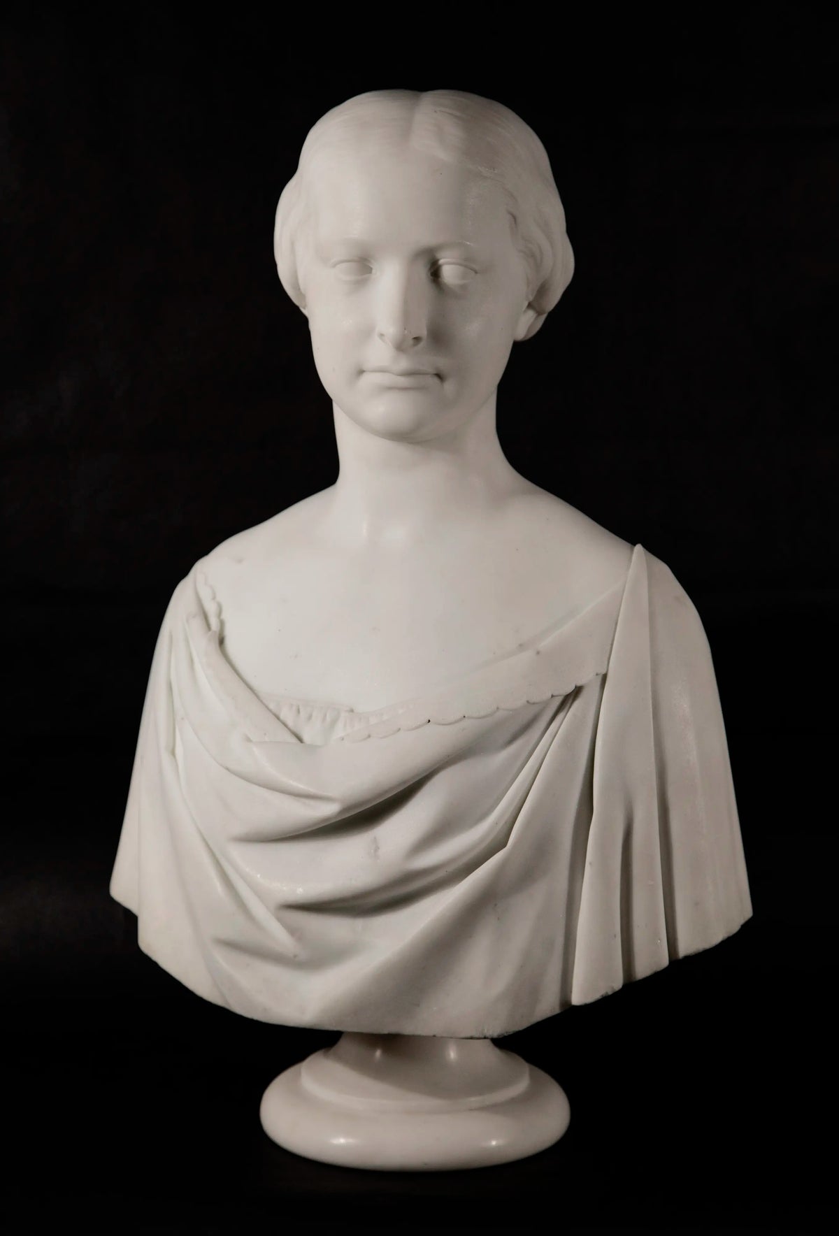 15983, Erastus Dow Palmer, Bust of Elizabeth S. Plumb, 1851