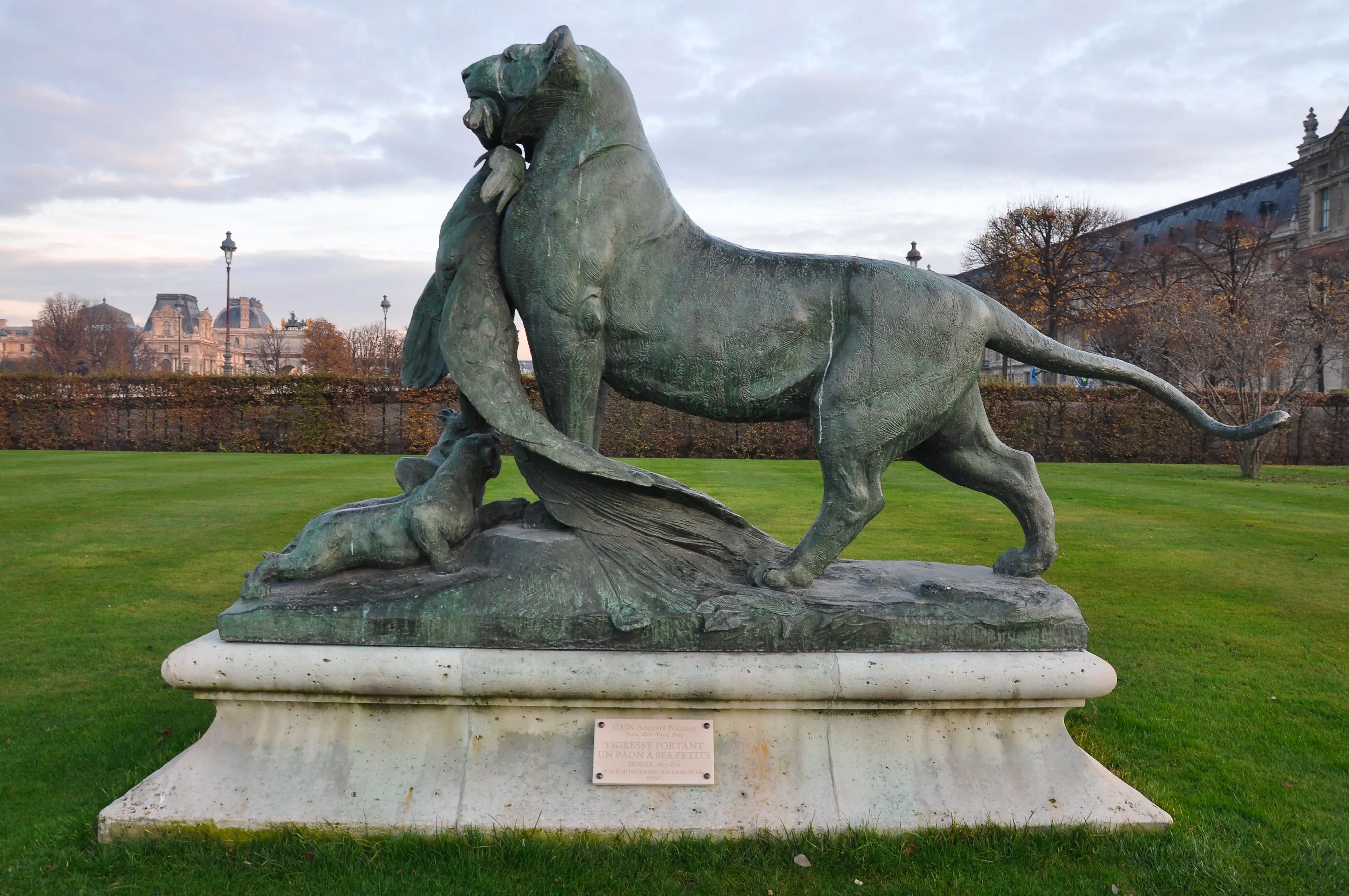 14453, Auguste-Nicolas Cain, Tigresse Rapportant un Paon A Ses Petits, circa 1866
