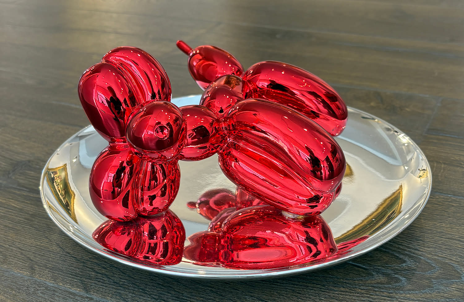 15756, Jeff Koons, Balloon Dog (Red), 1995