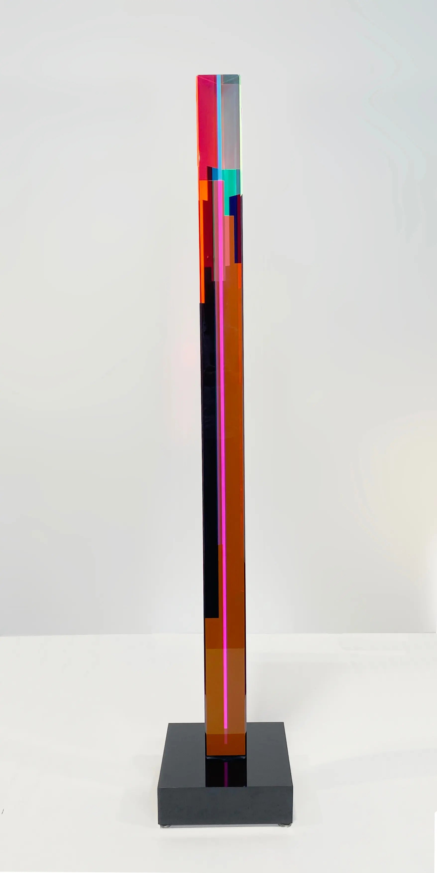 18446, Vasa Velizar Mihich, Tall Column #H 563, 1997